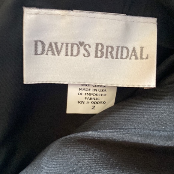 Dress - Picture 2 of 3